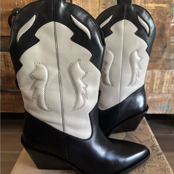 Free People Twin Flame Boots NIB - Picture 2 of 7